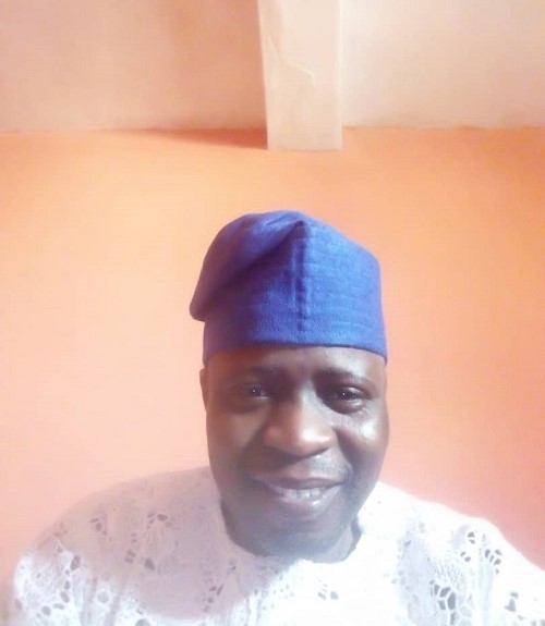 Hon.Olaniyi mumeen